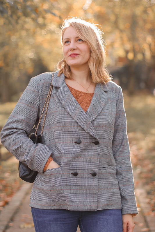 Une veste poésie à carreaux