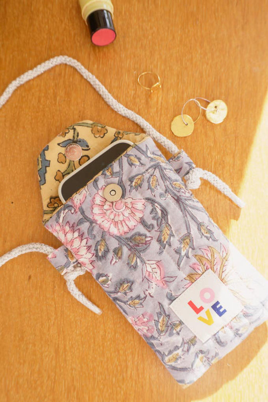 Pochette téléphone Saku