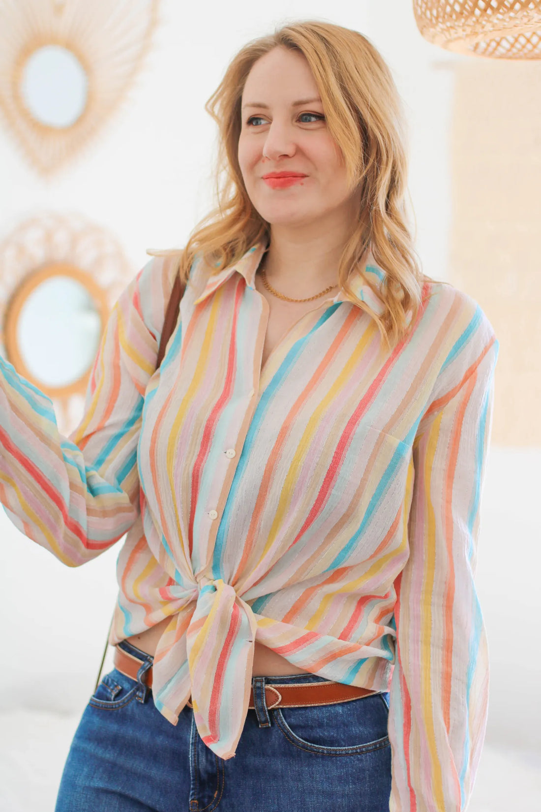 Une chemise rayée pour l’été