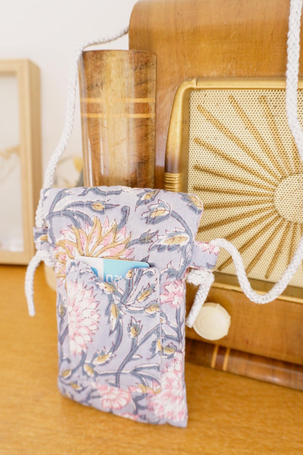 Pochette téléphone Saku